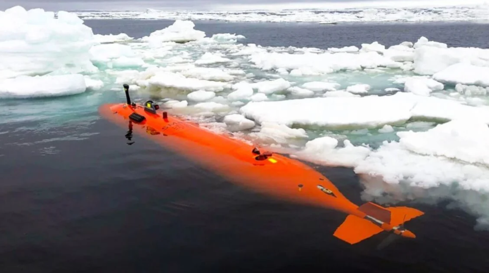 Unknown geological formations under the ice in Antarctica, missing research submarine